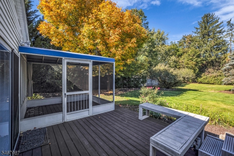 19 Crefeld Court Lincoln Park NJ 07035