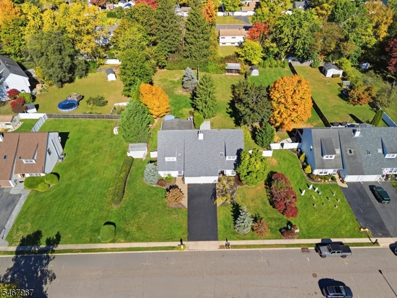 19 Crefeld Court Lincoln Park NJ 07035