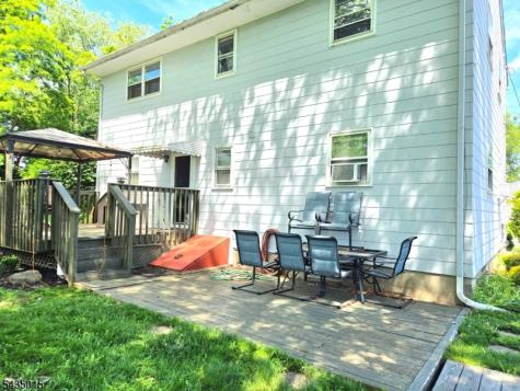 10 S 4th Avenue Manville NJ 08835