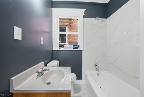 502 Stuyvesant Unit 4 Irvington NJ 07111