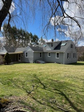 404 Stonetown Road Ringwood NJ 07456