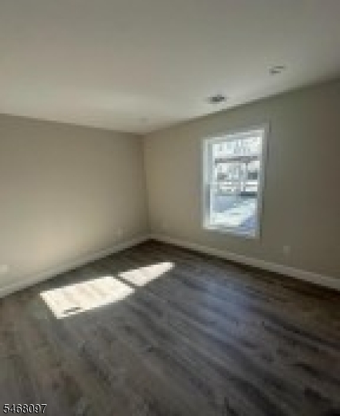 393 E 27th Street Paterson NJ 07514