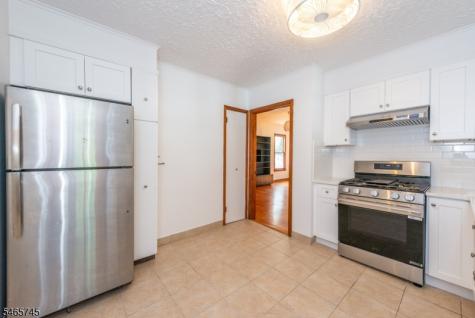 374 Park Street Montclair NJ 07043