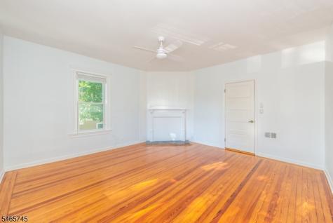 374 Park Street Montclair NJ 07043