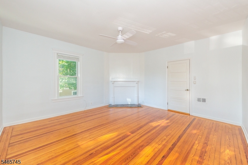 374 Park Street Montclair NJ 07043