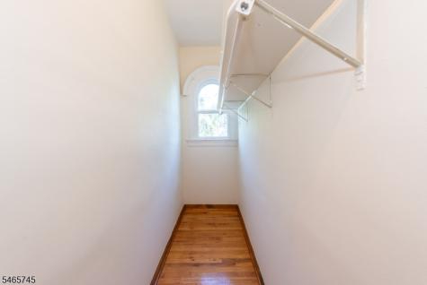 374 Park Street Montclair NJ 07043