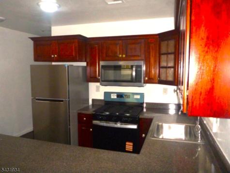 98 S Burnett Street East Orange NJ 07018