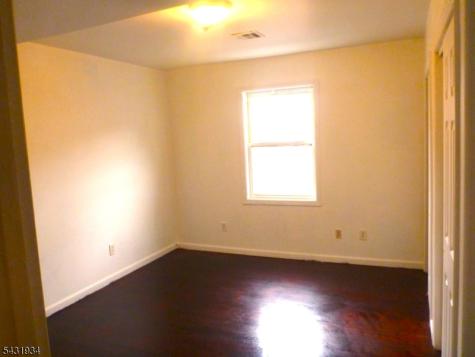 98 S Burnett Street East Orange NJ 07018