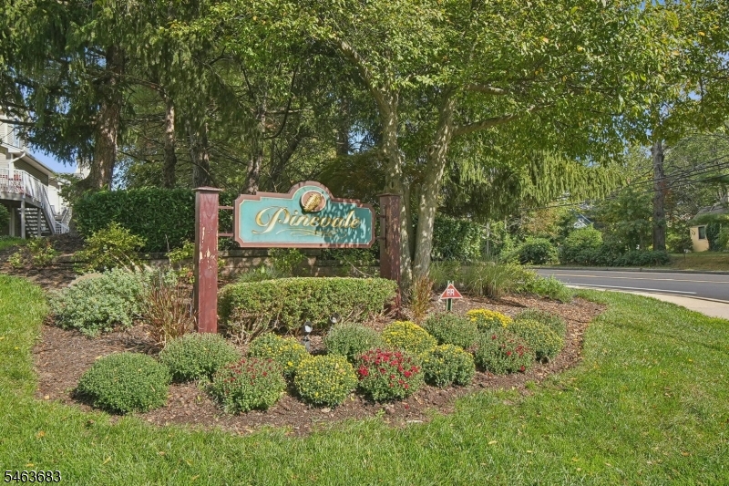 29 Spruce Court Ondo Bedminster NJ 07921