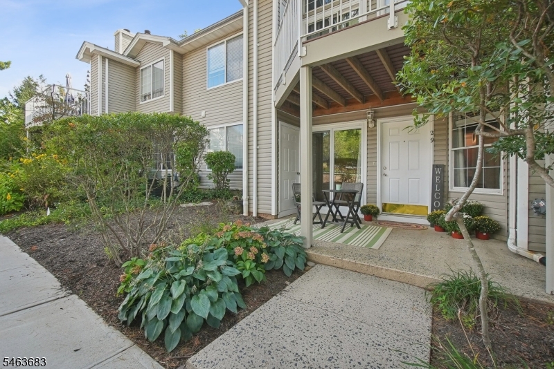 29 Spruce Court Ondo Bedminster NJ 07921