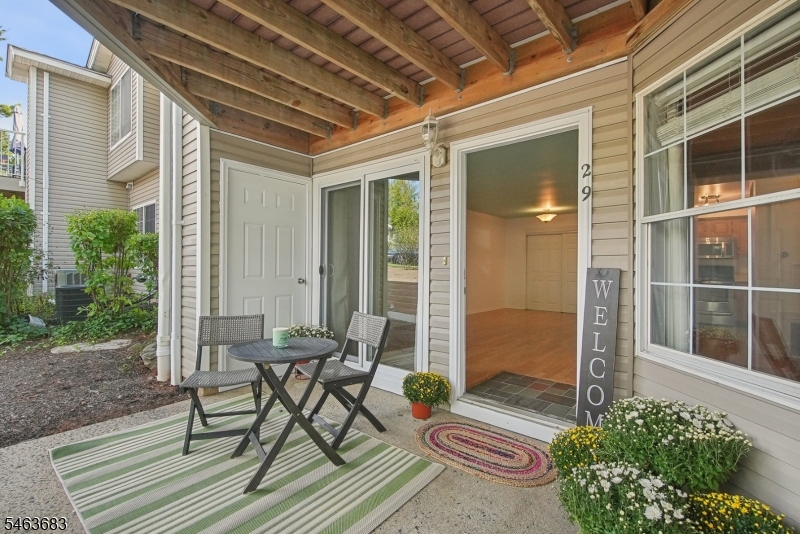 29 Spruce Court Ondo Bedminster NJ 07921
