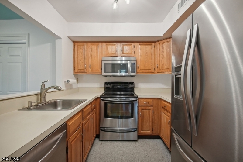 29 Spruce Court Ondo Bedminster NJ 07921