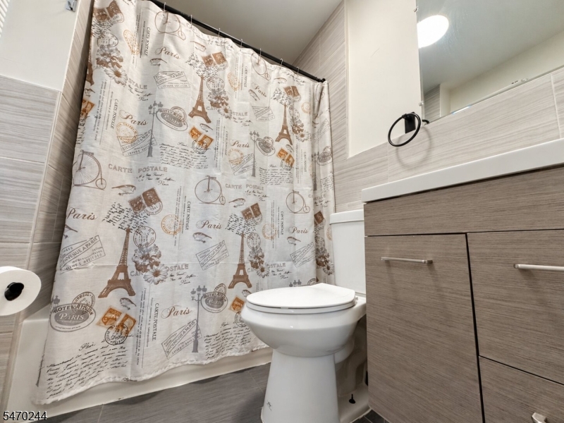 294 N Park St Apt.2 East Orange NJ 07017