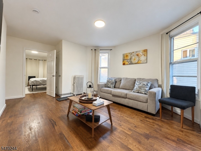294 N Park St Apt.2 East Orange NJ 07017