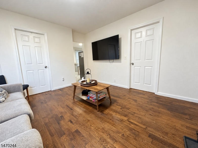 294 N Park St Apt.2 East Orange NJ 07017