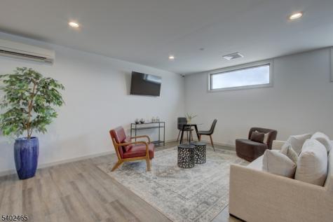 258 Morris Ave.501 Long Branch NJ 07740