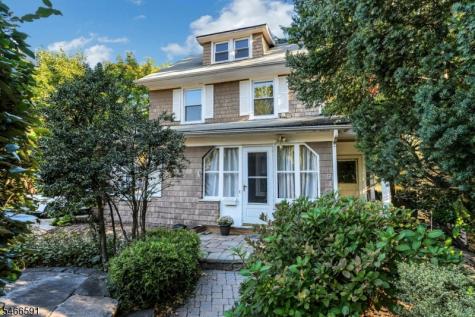 9 Laurel Place Montclair NJ 07043