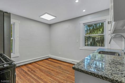 9 Laurel Place Montclair NJ 07043