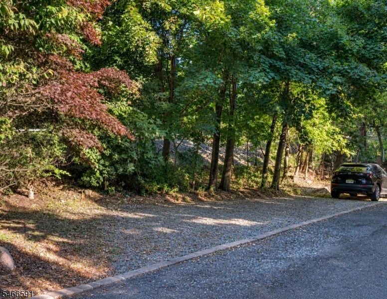 9 Laurel Place Montclair NJ 07043