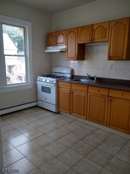 326 Field Place Hillside NJ 07205
