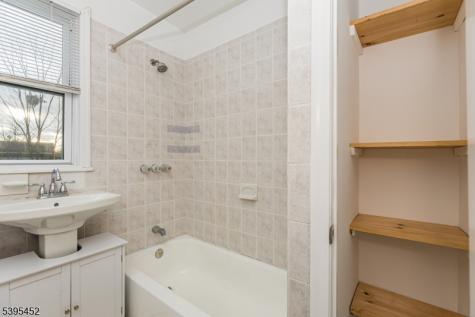 112 Pompton Avenue Verona NJ 07044