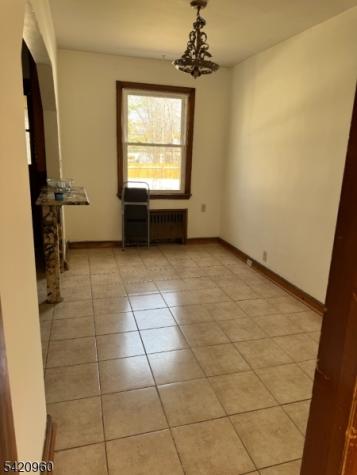 413 E 7th Avenue Roselle NJ 07203