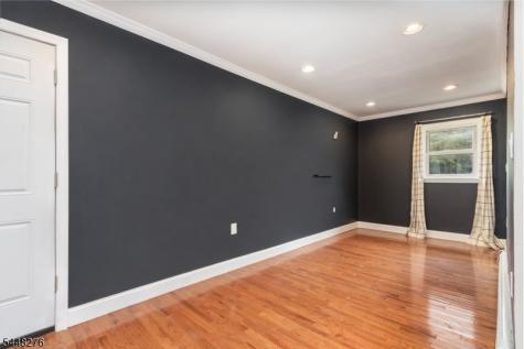 7 Bari Drive Roxbury NJ 07852