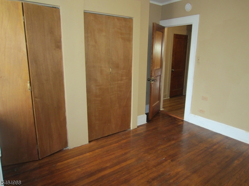 48 Elmwood Avenue Irvington NJ 07111