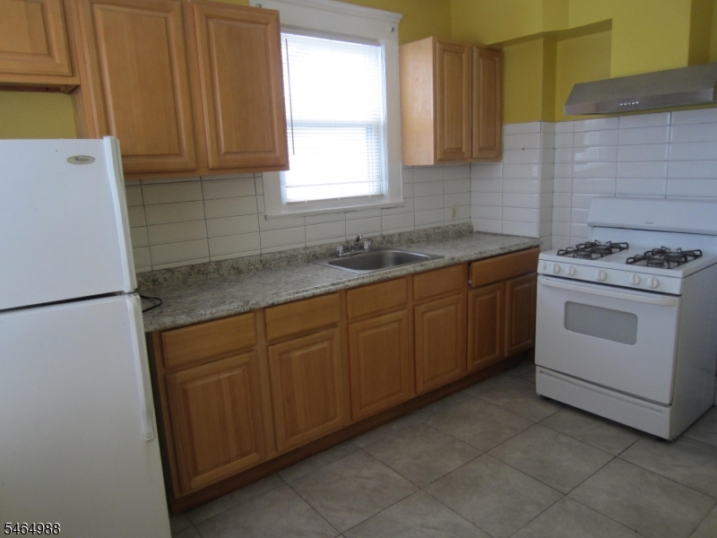 48 Elmwood Avenue Irvington NJ 07111