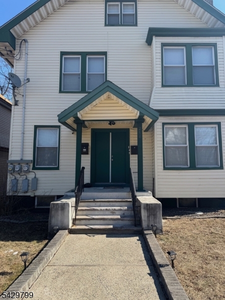 284 Seymour Avenue Newark NJ 07112