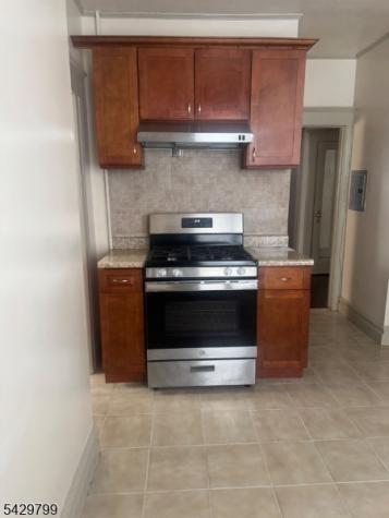 284 Seymour Avenue Newark NJ 07112