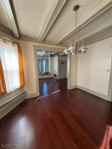 284 Seymour Avenue Newark NJ 07112
