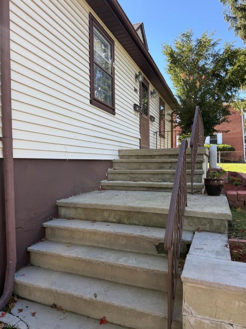 387 Grove Street North Plainfield NJ 07060