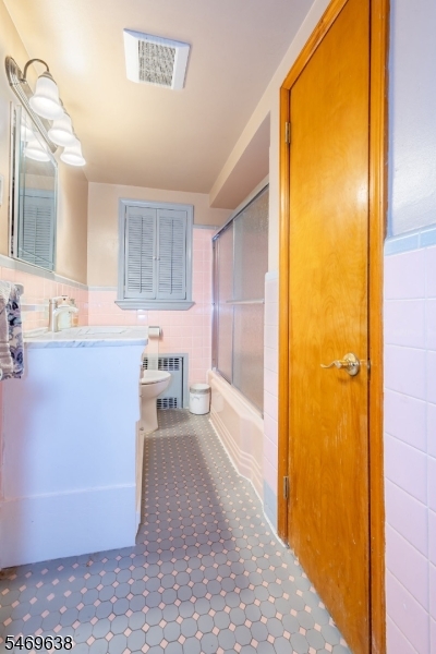 214 Newark Avenue Lyndhurst NJ 07071