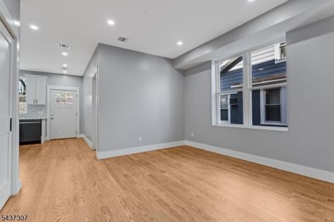 191 Franklin Street Secaucus NJ 07094