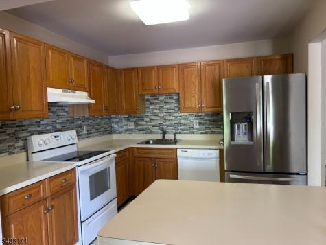 290 Potomac Dr Ondo Bernards NJ 07920