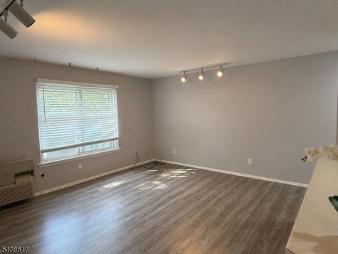 22 Bolton Court Franklin NJ 08873