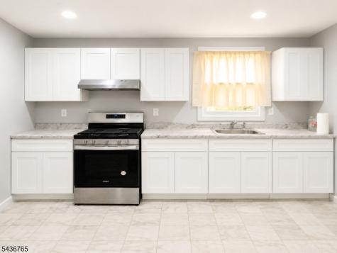 427 Totowa Avenue Paterson NJ 07502
