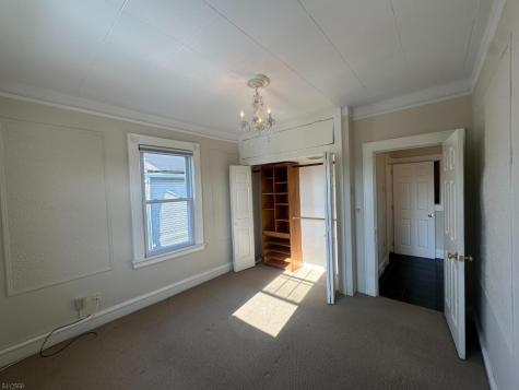 17 Laura Avenue Nutley NJ 07110