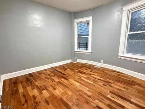 44 N 16th Street East Orange NJ 07017
