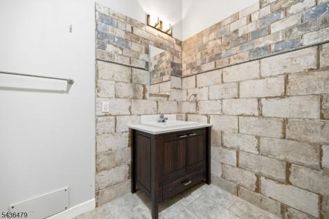 180 Spring Street Newton NJ 07860