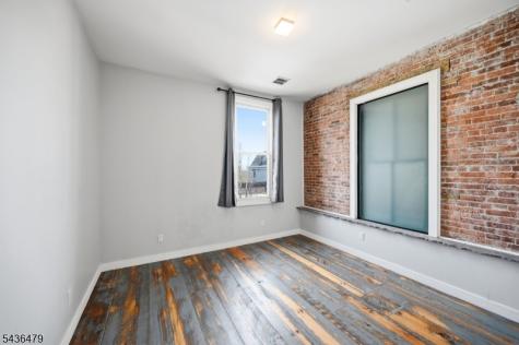 180 Spring Street Newton NJ 07860