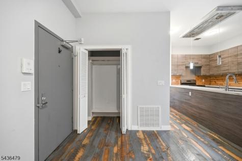 180 Spring Street Newton NJ 07860