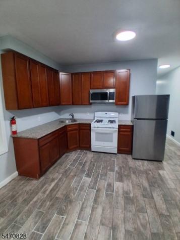 310 Halsted Street East Orange NJ 07018
