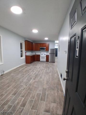 310 Halsted Street East Orange NJ 07018