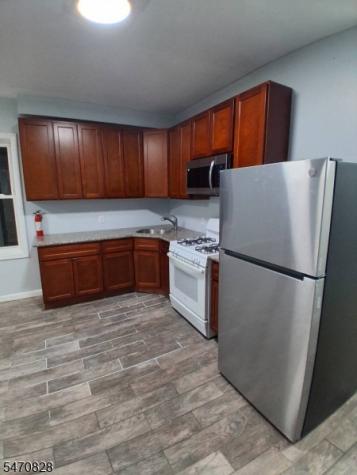 310 Halsted Street East Orange NJ 07018