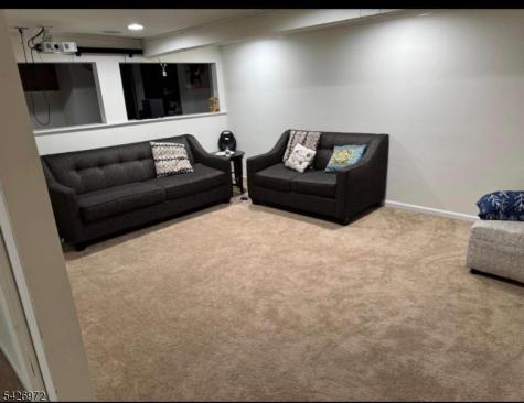 5 Gunther Loop Franklin NJ 08873