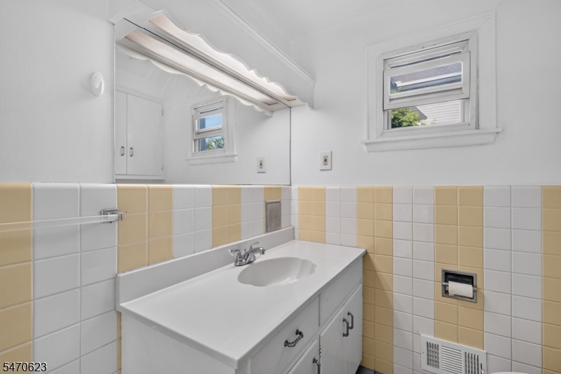 28 Fieldstone Drive Springfield NJ 07081
