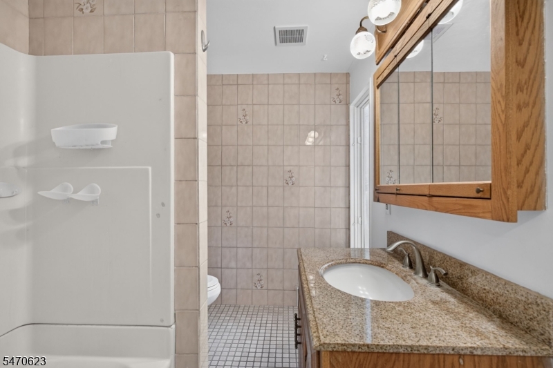 28 Fieldstone Drive Springfield NJ 07081