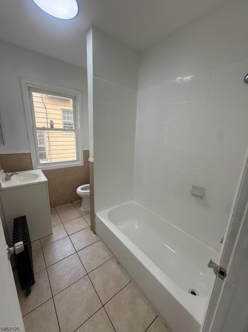 229 Alexander Street Newark NJ 07106